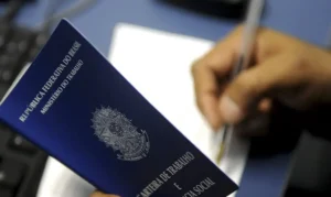 Desemprego cai a 6,2% e atinge a menor taxa desde 2012