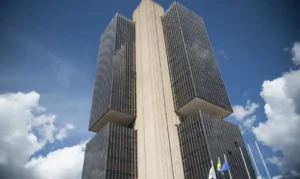 Banco Central abre consulta pública para revisar regulação das operações de câmbio interbancárias